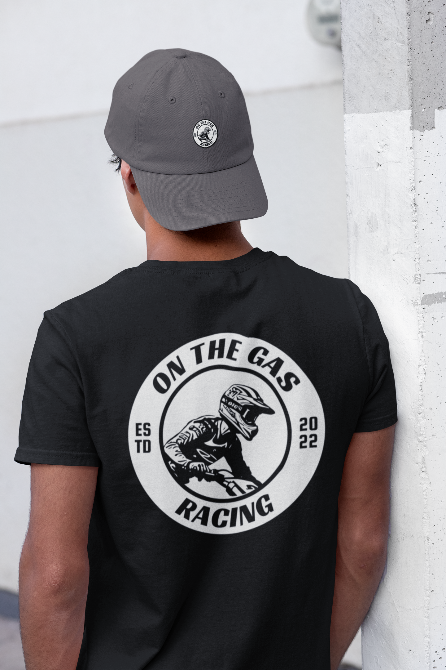 Gorra de papá bordada con el mensaje 'On the Gas Racing'