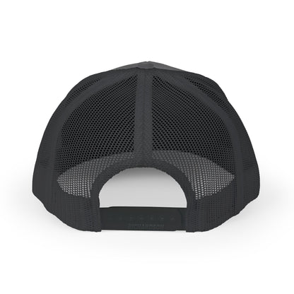 Gorra de camionero bordada con el mensaje 'On the Gas Racing'