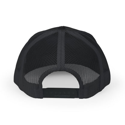 Gorra de camionero bordada con el mensaje 'On the Gas Racing'