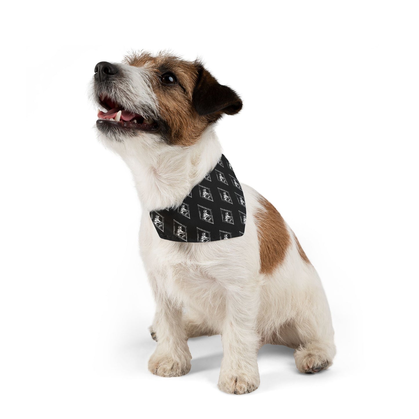 Collar tipo bandana para mascotas con diseño de rombos "On the Gas Racing"